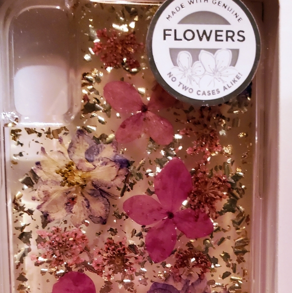 Real flower iPhone Xl/Xs case! - Picture 12 of 12